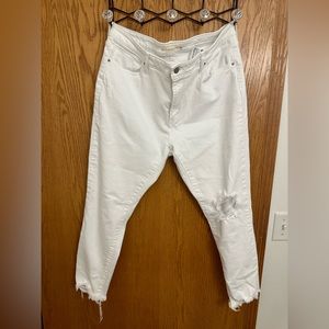 Levi White Jeans